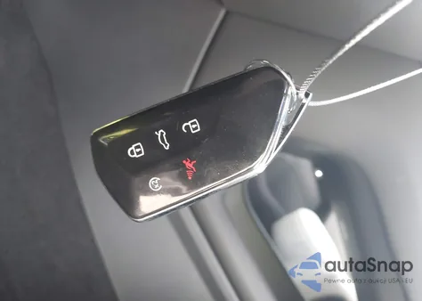 2025 Volkswagen Atlas Cross Sport 2.0T Sel Premium R-Line z USA, uszkodzony, nr VIN 1V2FE2CA6SC210792